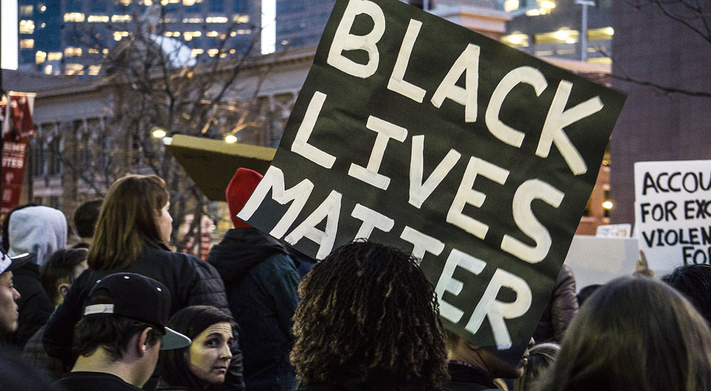 Nauseating BLM Activist Jill Scott Alters National Anthem: ‘Not the Land of the Free, But Home of the Slaves’